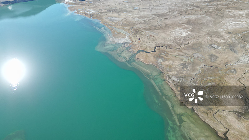 俯瞰卡拉库勒湖 感受帕米尔高原图片素材