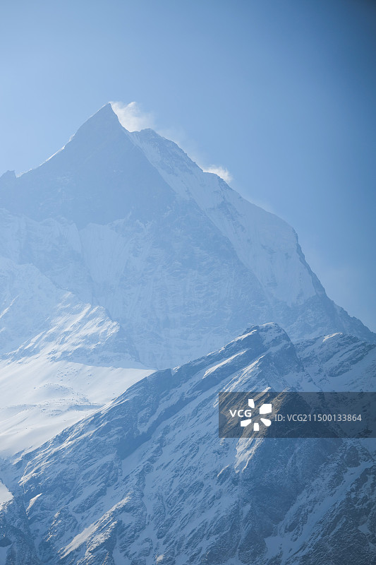鱼尾峰图片素材