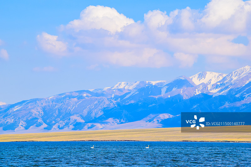 大西洋的最后一滴眼泪赛里木湖图片素材