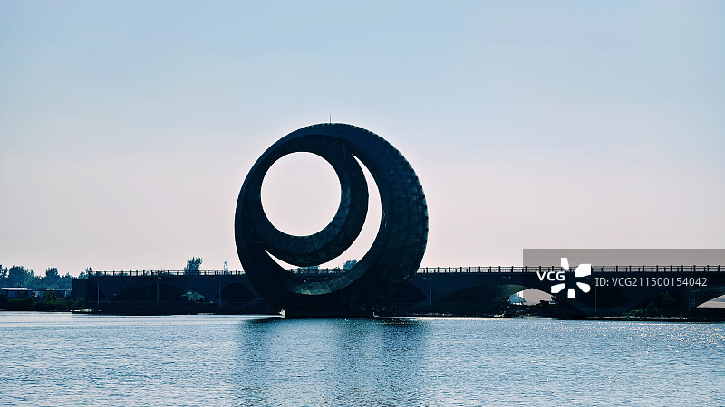 营口鲅鱼圈月亮湖公园图片素材