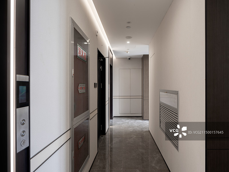 电梯间，消防通道，楼梯图片素材