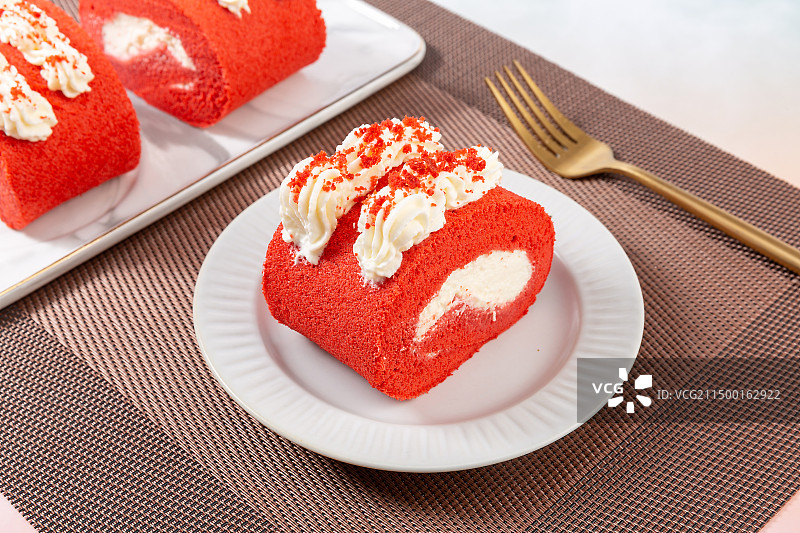 红丝绒蛋糕卷图片素材