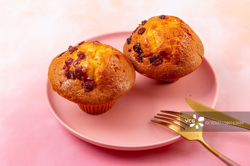 蔓越莓蘑菇头蛋糕图片素材