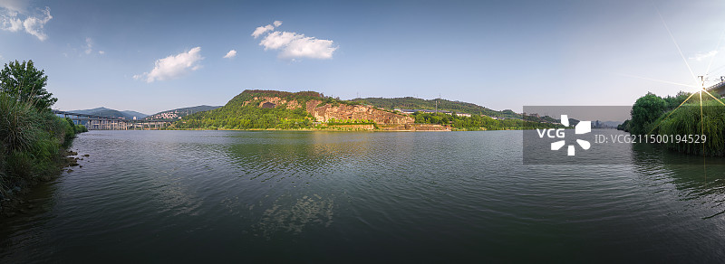 四川广元千佛崖石窟图片素材