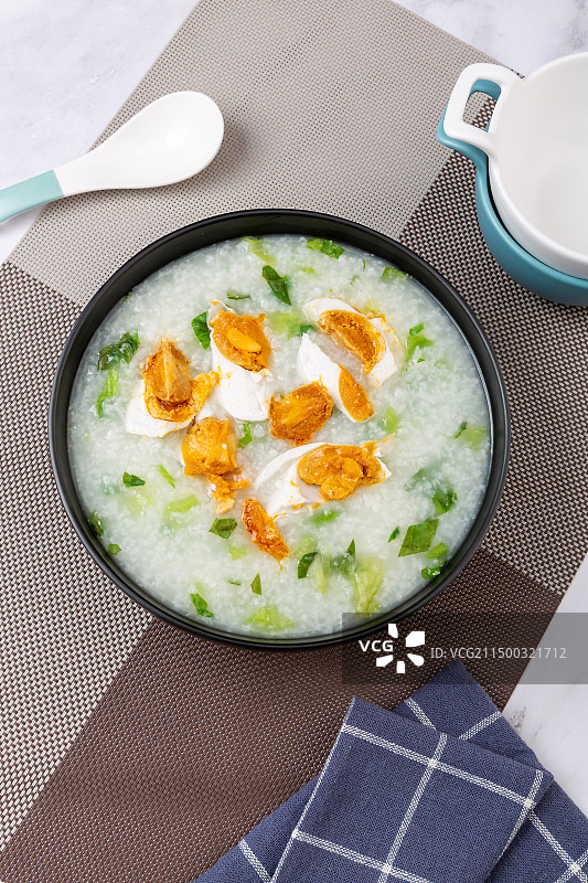 咸蛋青菜粥图片素材