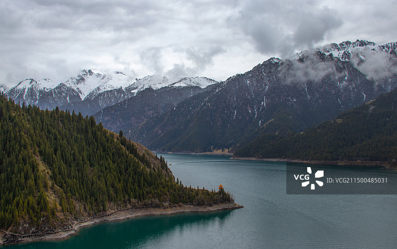 天山天池图片素材