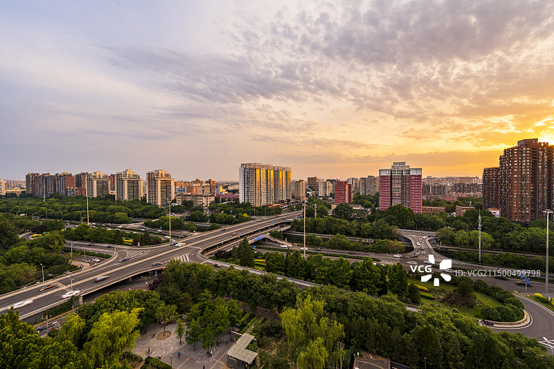北京市东城区广渠门桥夏季风光图片素材