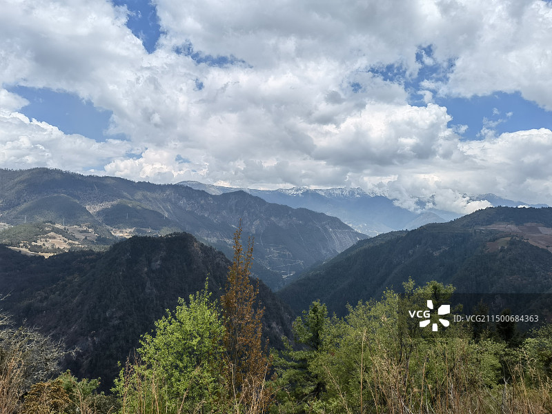 香格里拉大峡谷图片素材