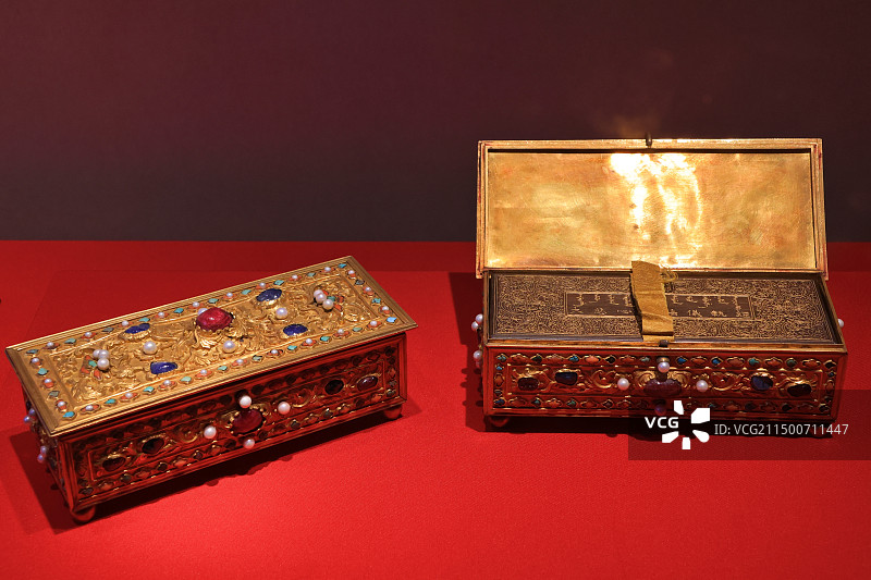 北京故宫博物馆金嵌珍珠宝石藏经匣图片素材