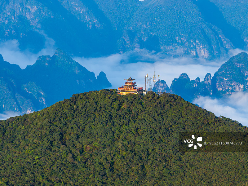 圣堂山顶峰图片素材