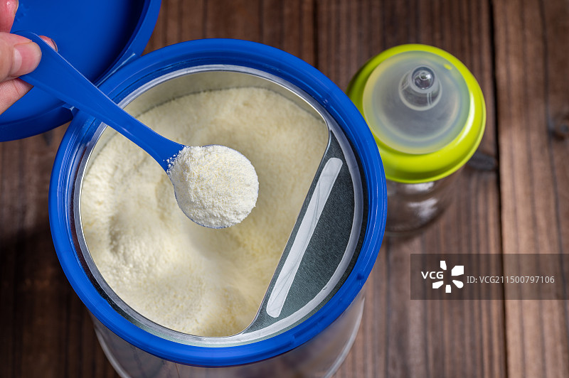 桶装婴儿奶粉图片素材