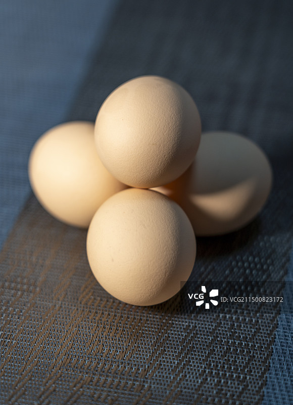 新鲜的农家土鸡蛋图片素材