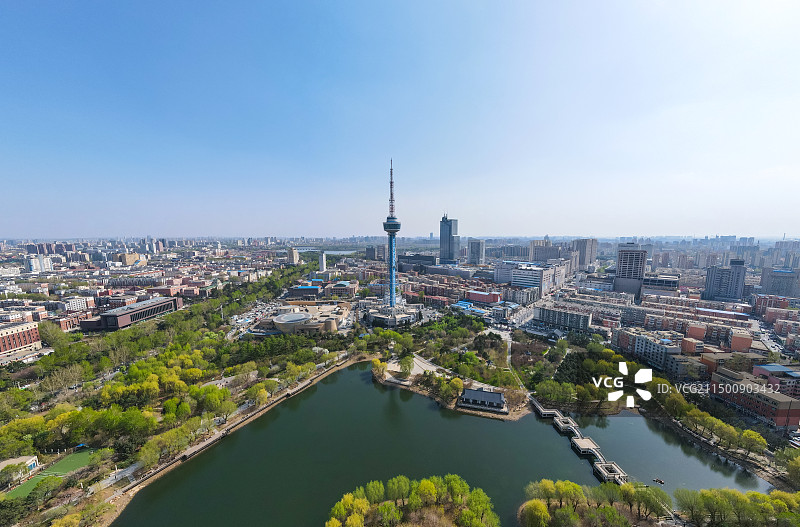 中国吉林省长春市电视塔南湖公园航拍图片素材