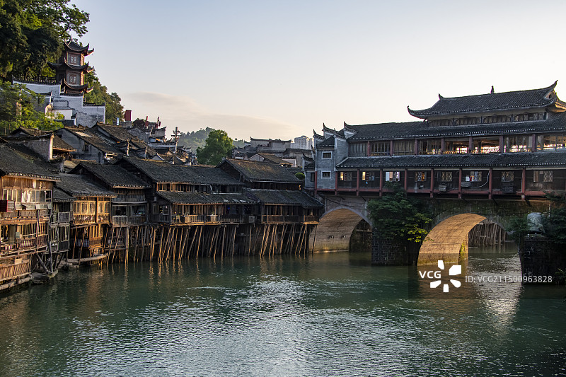 湖南湘西州凤凰古城虹桥图片素材