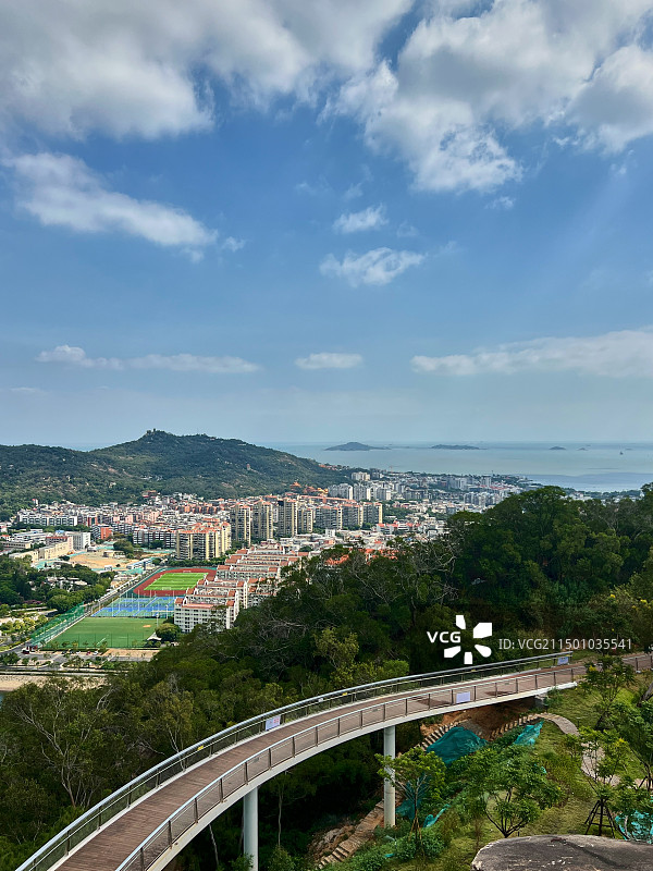 厦门植物园南门俯瞰城市风光图片素材