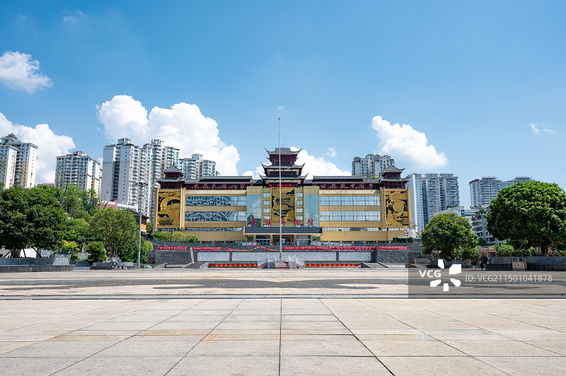 贵州凯里黔东南州民族博物馆正面全景图片素材