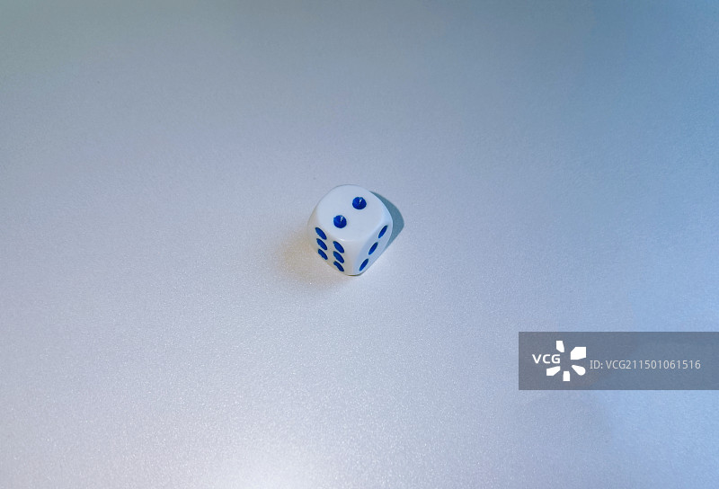 麻将里的筛子二点图片素材