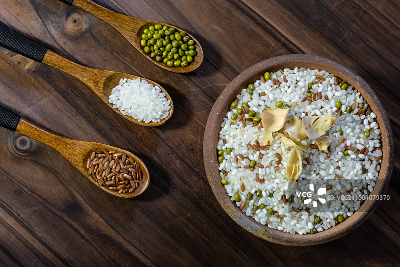 绿豆百合粥米图片素材