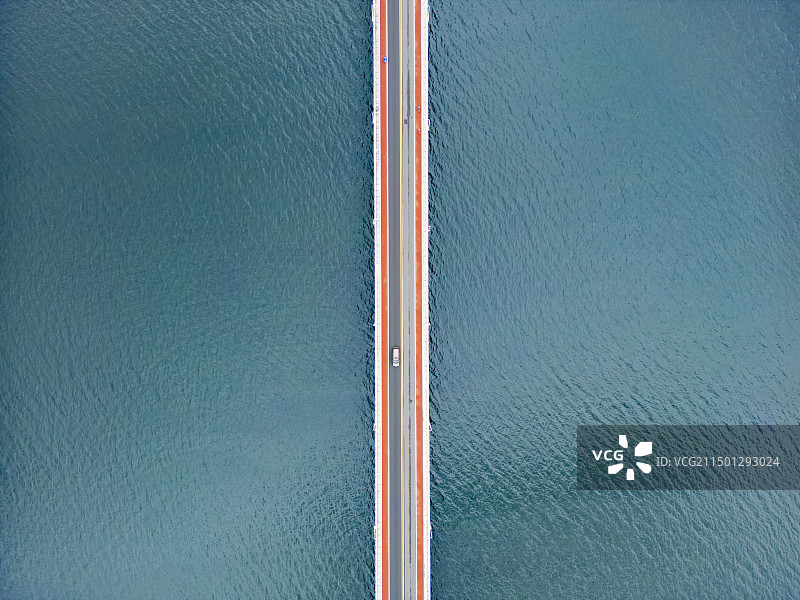 杭州千岛湖上江埠大桥鸟瞰图片素材