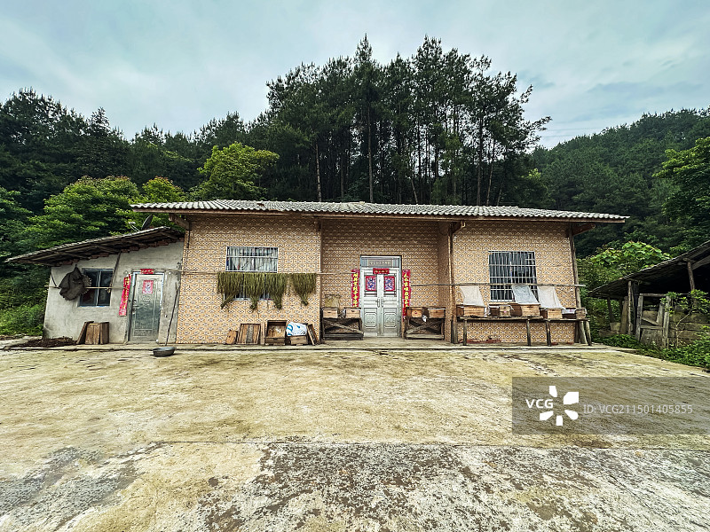 大山里的农家小院图片素材