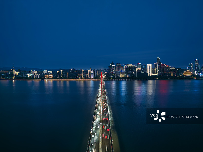 航拍杭州西兴大桥城市夜景图片素材