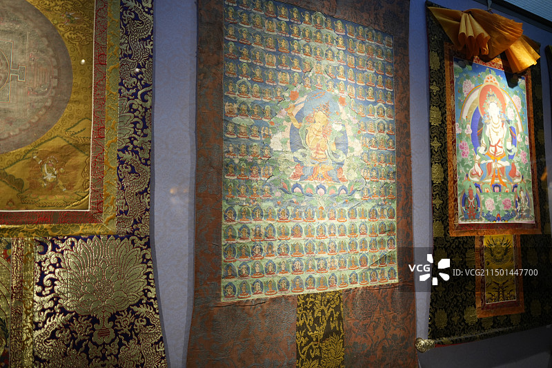 （清）彩绘百尊文殊唐卡特写图片素材
