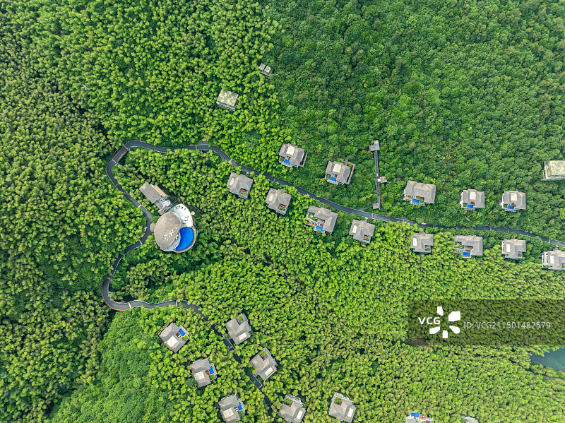 江苏省常州市溧阳南山竹海竹溪谷御水温泉酒店航拍风光图片素材