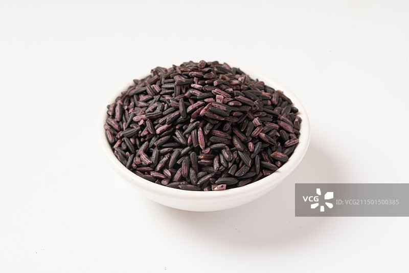 白底上的紫米图片素材