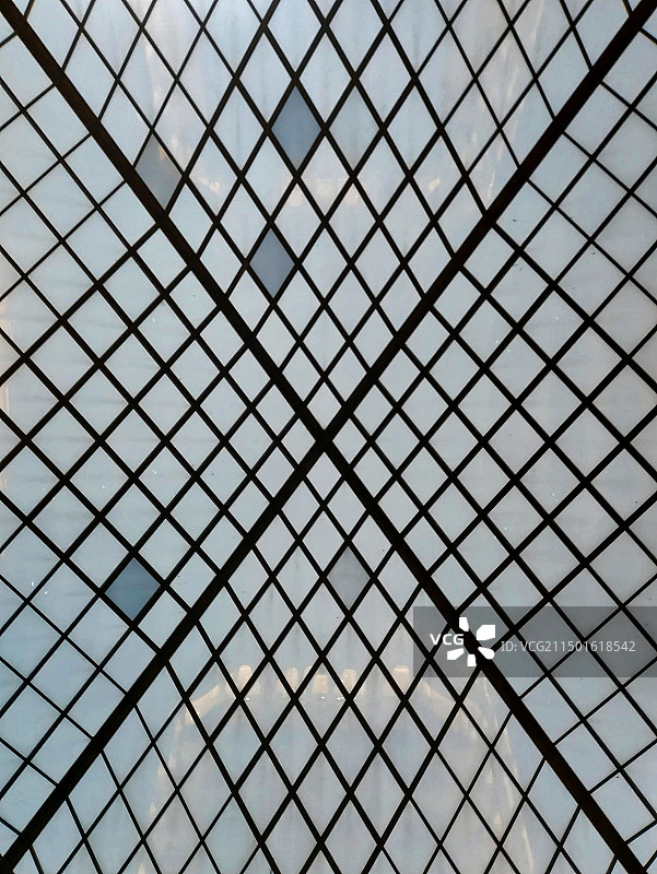 广东工商职大图书馆的玻璃屋顶图片素材