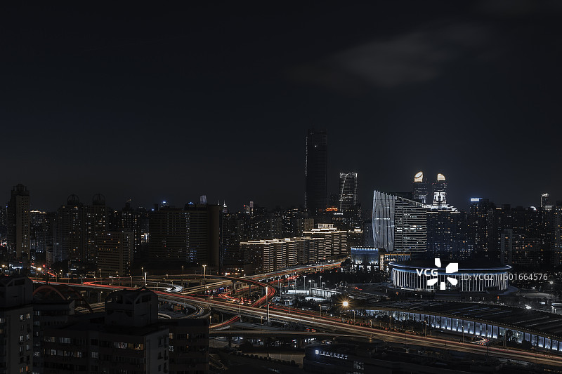 万体馆夜景天际线图片素材