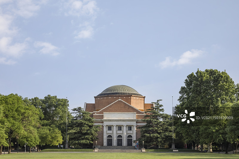 清华大学大礼堂图片素材