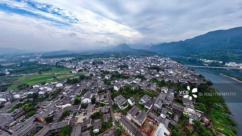 安徽泾县桃花潭风景区的古村落图片素材