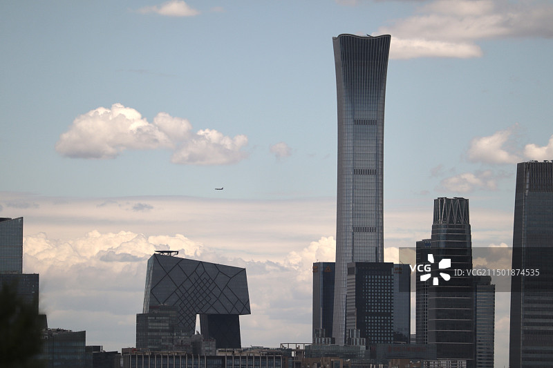蓝天下北京国贸CBD图片素材