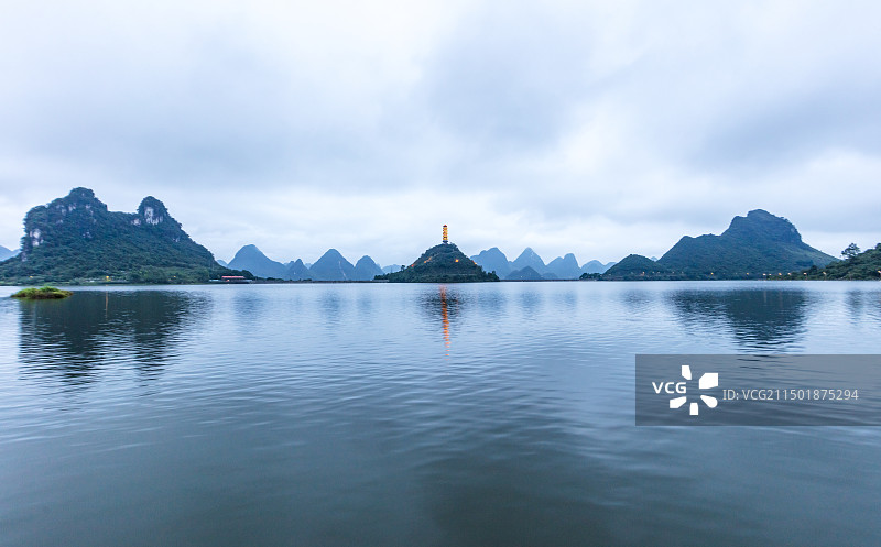 广西罗城成龙湖公园图片素材