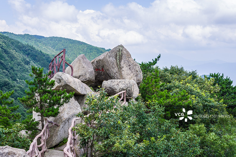 黄冈罗田县大别山薄刀峰景区图片素材