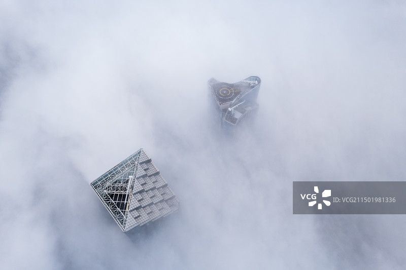 大雾城市图片素材