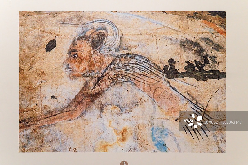 四川省博物馆，东汉墓壁画，神鹰羽人图图片素材