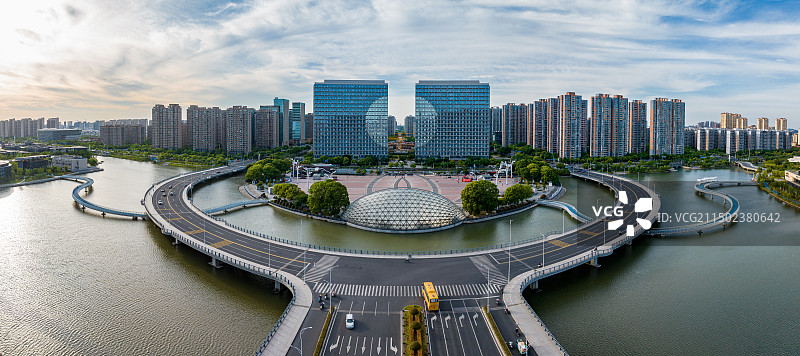 苏州相城活力岛傍晚日落时分城市风景航拍图片素材