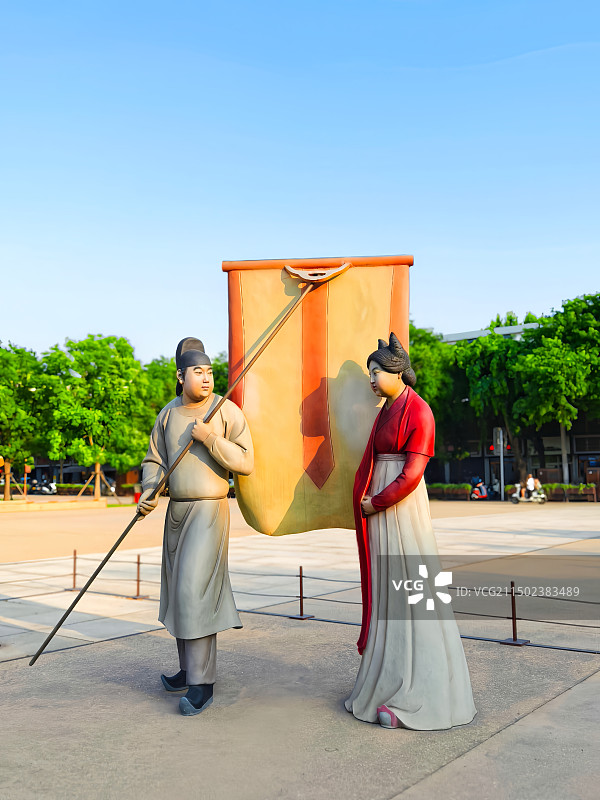 阳光下的唐代仪仗队雕塑图片素材