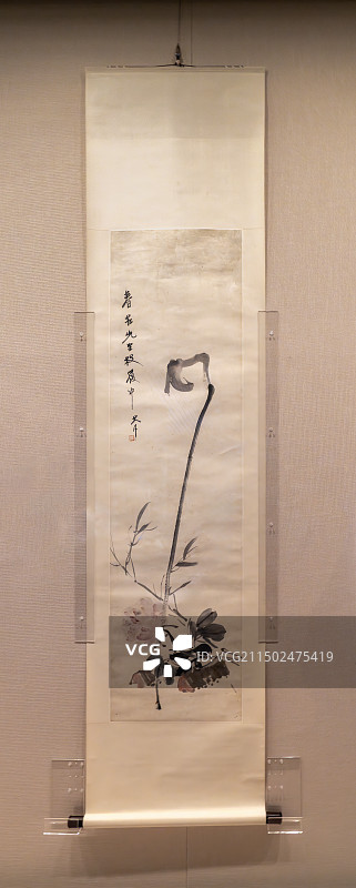 南京市博物馆藏  张大千 杖屐图轴图片素材