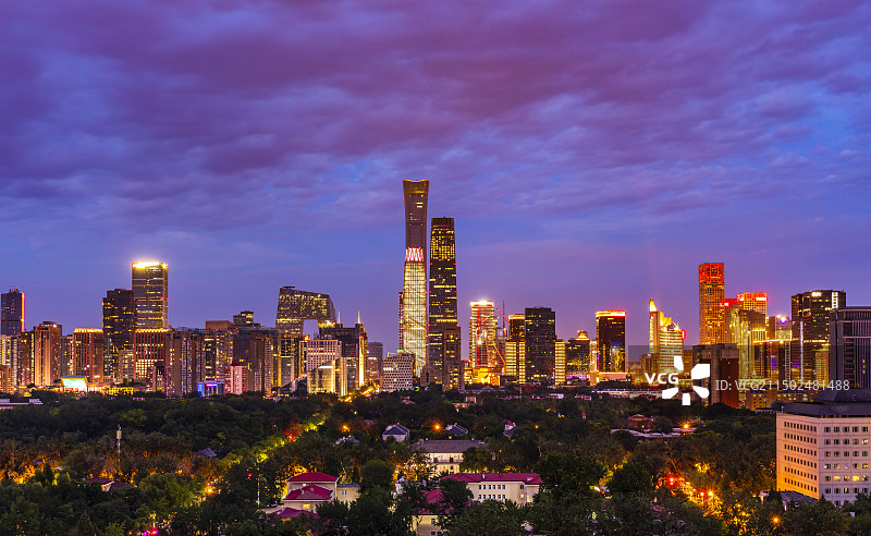 北京东城区夏季眺望中央商务区图片素材