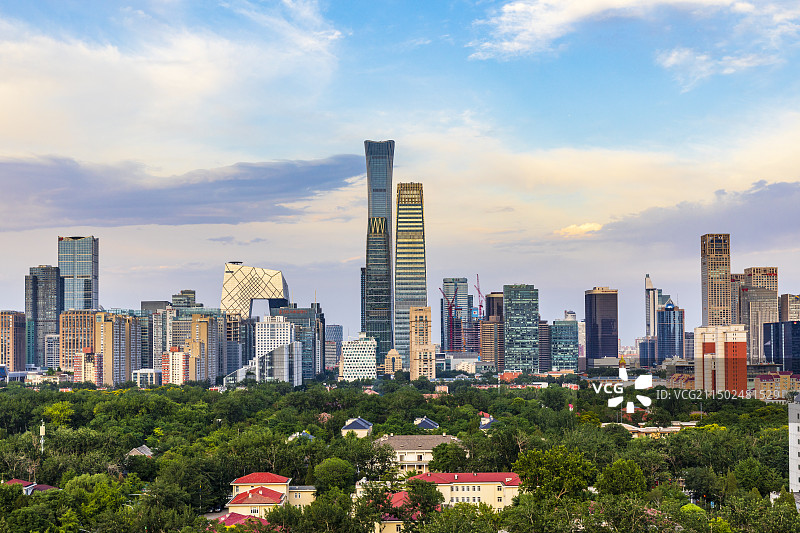 北京东城区夏季眺望中央商务区图片素材