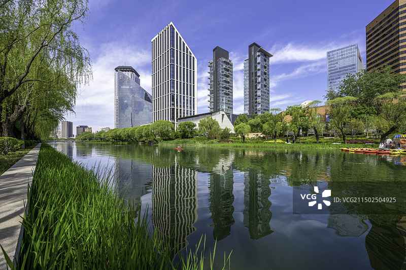 北京亮马河国际风情水岸风光图片素材