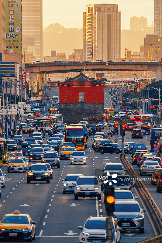 台北北门的车流图片素材