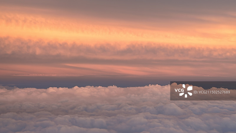 飞机上的日落图片素材