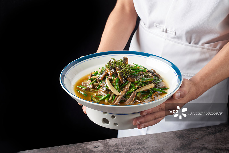 爆炒鳝鱼鳝段段川菜图片素材