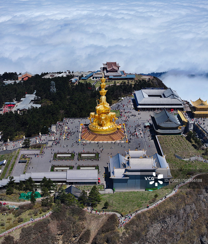 四川省乐山市峨眉山市峨眉山风景区金顶金佛普贤王菩萨万佛顶航拍图片素材
