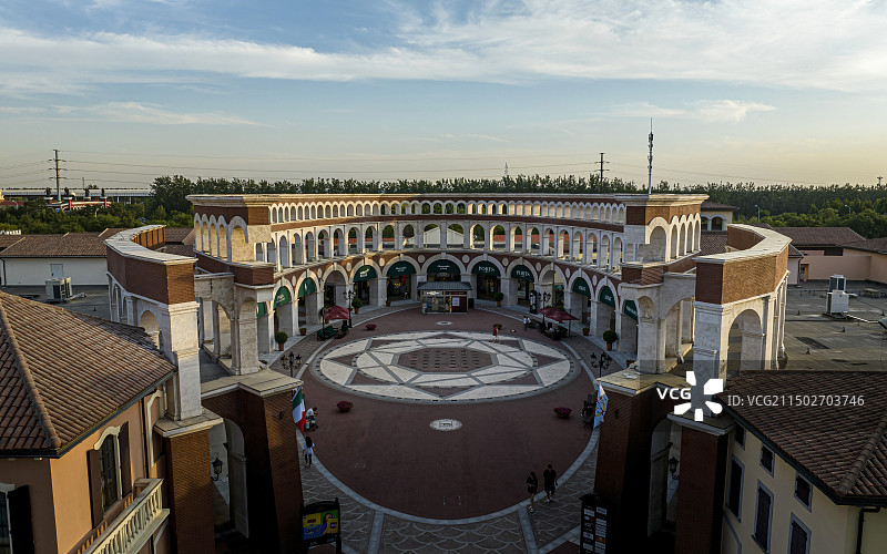 天津武清佛罗伦萨小镇航拍图片素材