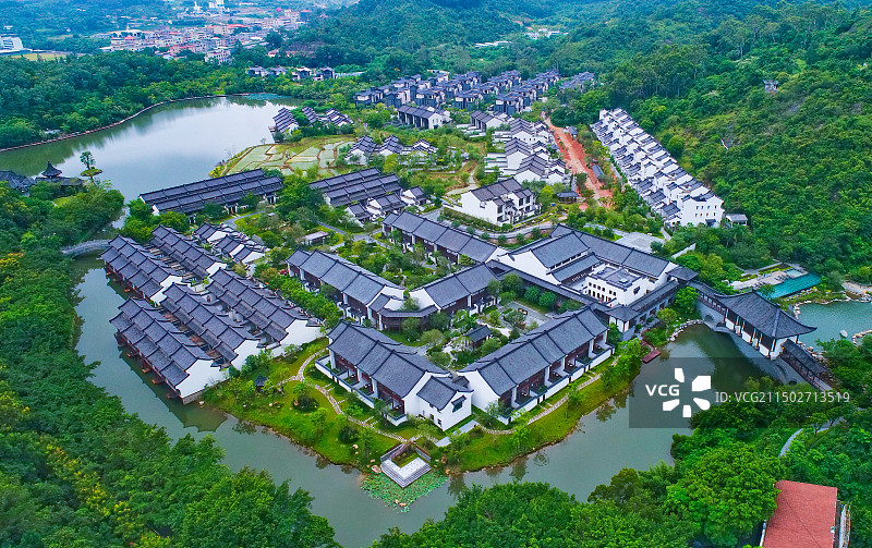 航拍惠州中海汤泉酒店图片素材