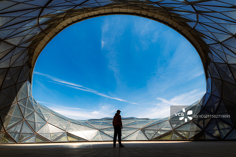 哈尔滨大剧院观景台创作图片素材